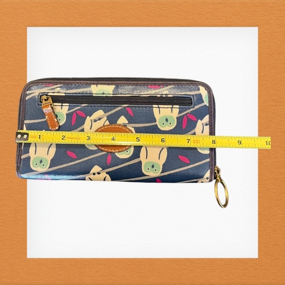 Authentic Fossil Blue Owl Print Zip Around Wallet Pink Interior Key Ring Accent - Picture 10 of 11